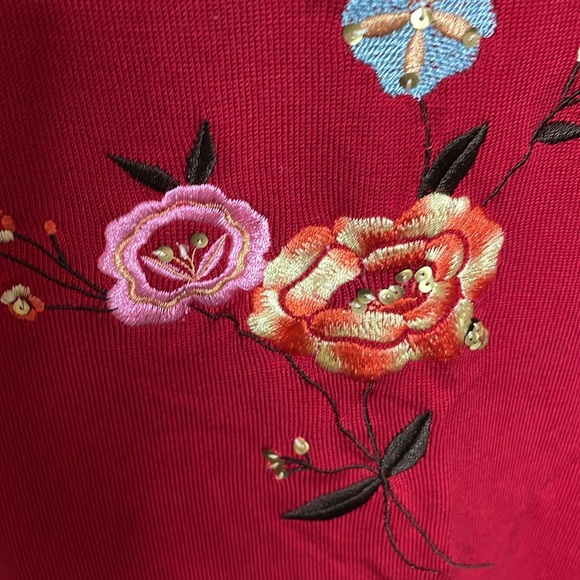 August Silk Knits Red Cartigan Embroidery Sequins Sleeve Back Floral Designs - Picture 9 of 12